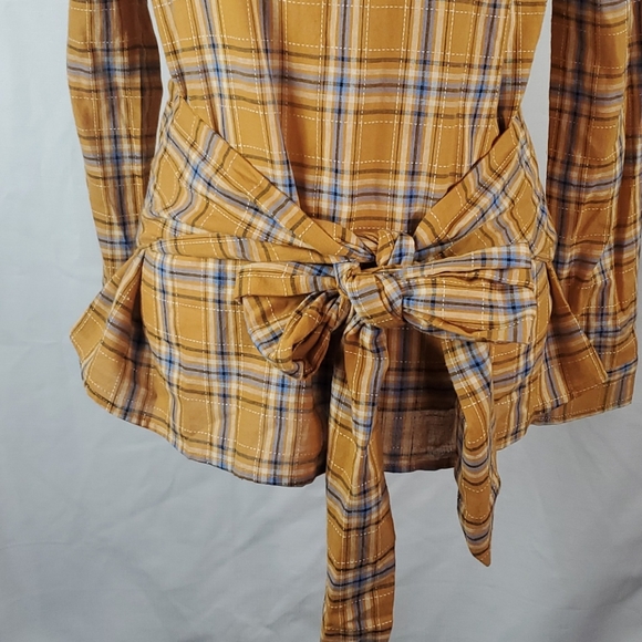 🍎2 Items/$12 DOE & RAE GOLDEN PLAID  LONG SLEEVE TIE FRONT TOP - Picture 7 of 8